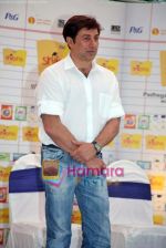 Sunny Deol at Shiksha NGO event in P and G Office on 5th Nov 2009 (14).JPG